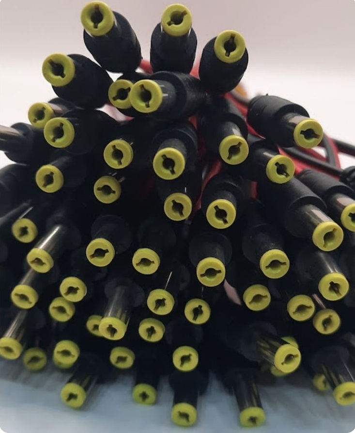 DC Pin connector view thumbnail