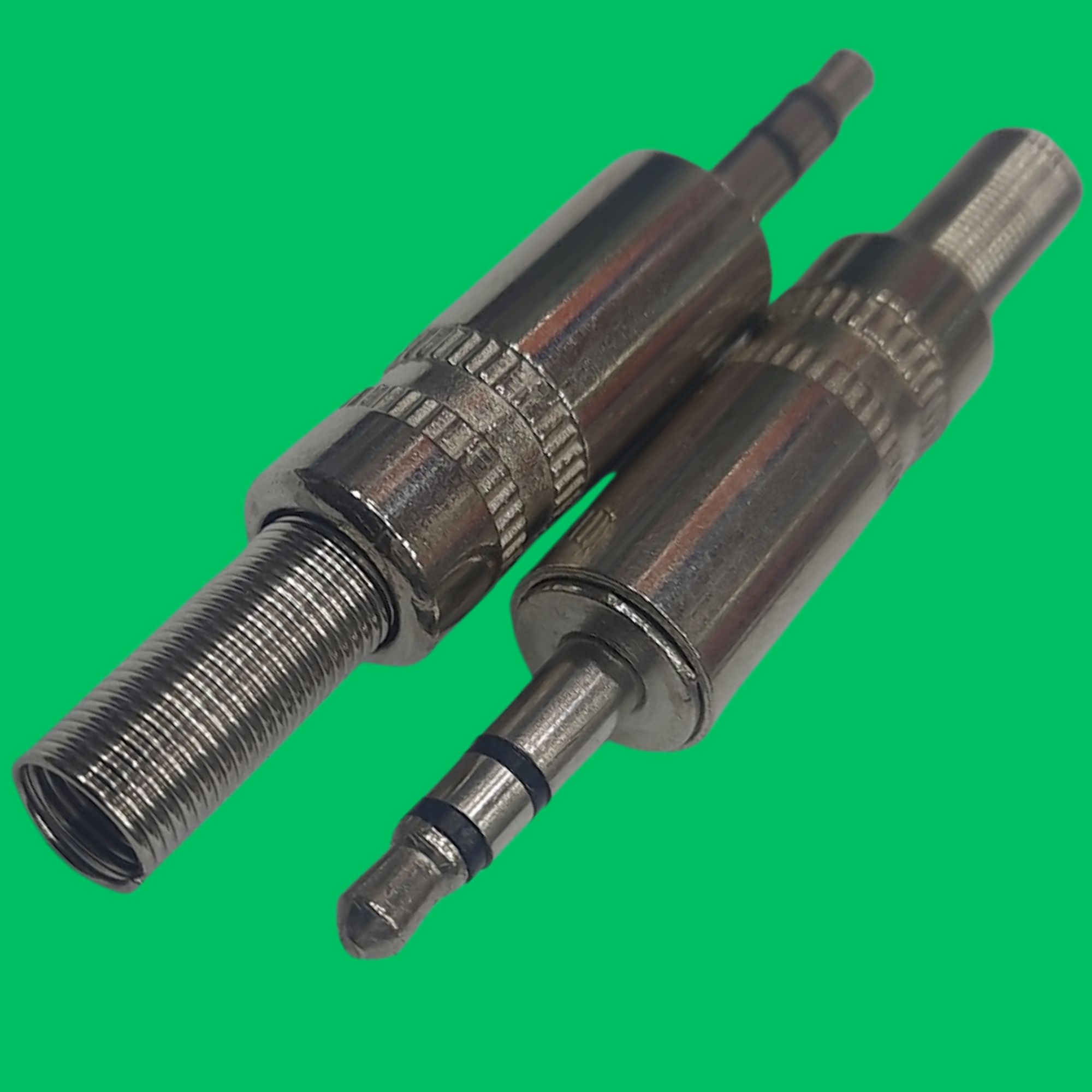 Stereo 3.5mm Male Solder Plug (Silver)