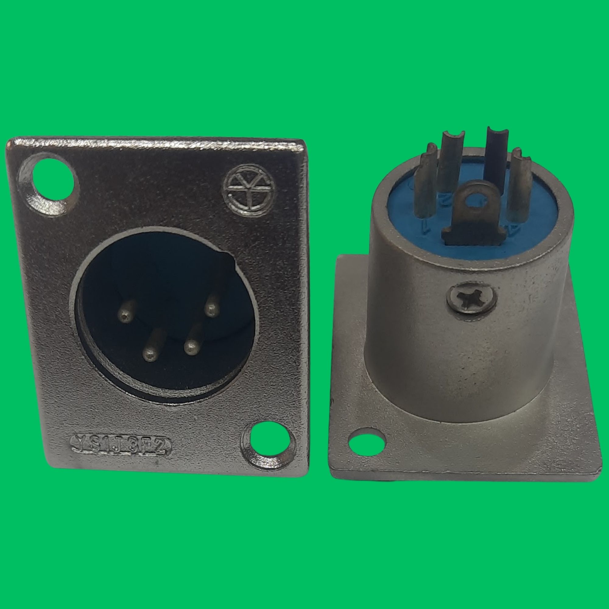XLR 4-Pin Male Panel Solder Plug (Silver-Blue)