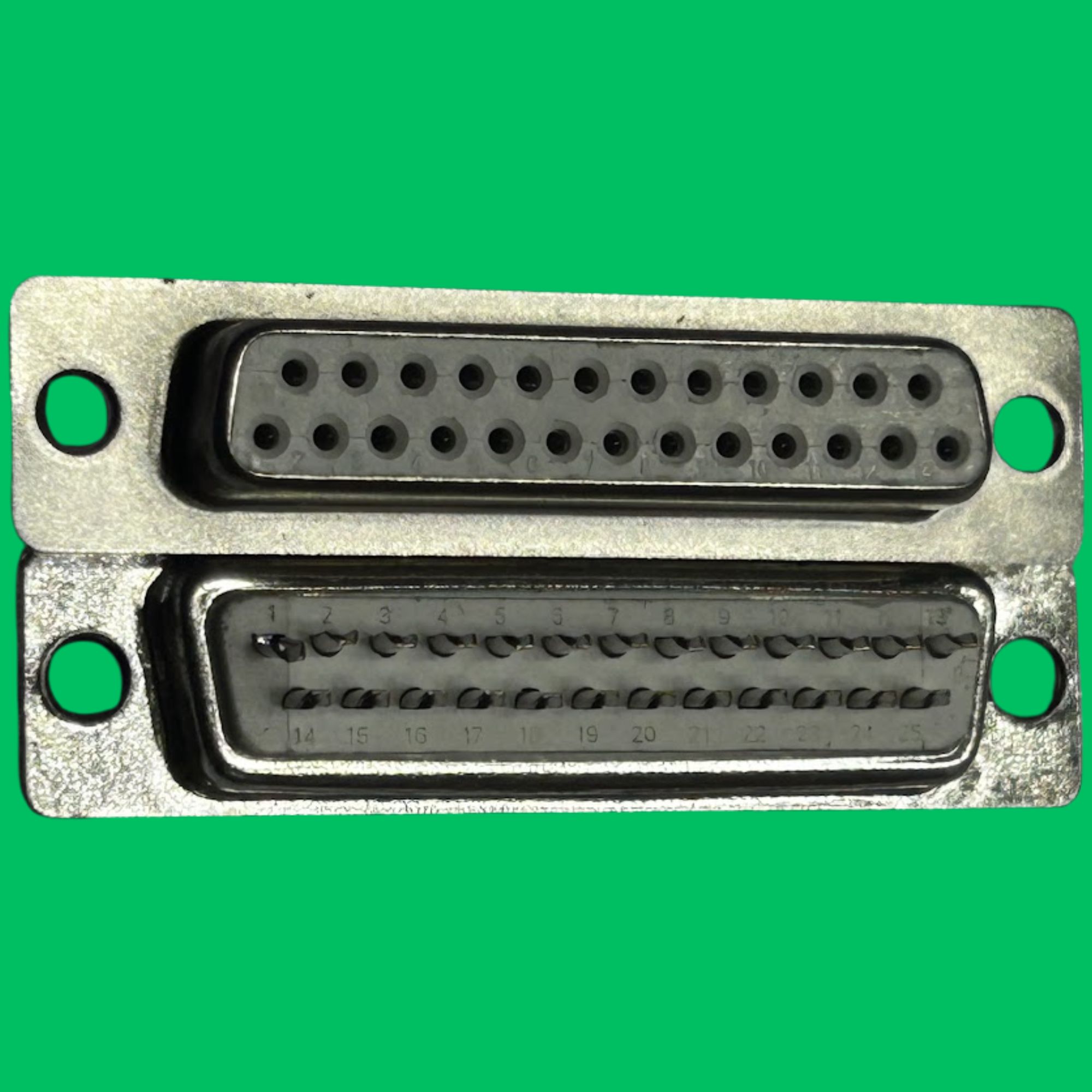 DB25 Female Panel Solder Jack (White-Silver)