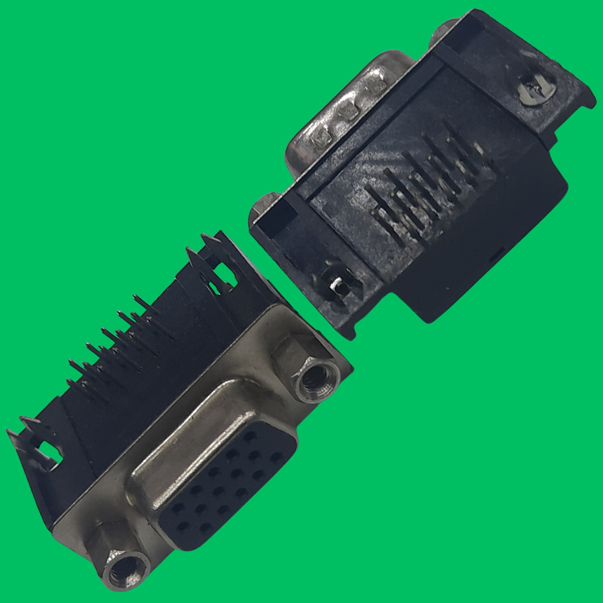 VGA Female PCB Right-Angle Connector (Black-Silver)