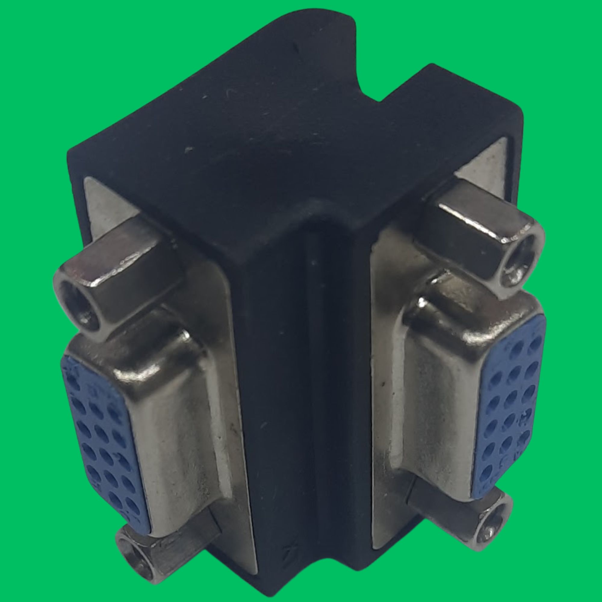 VGA Female Right-Angle Coupler (Black-Blue)